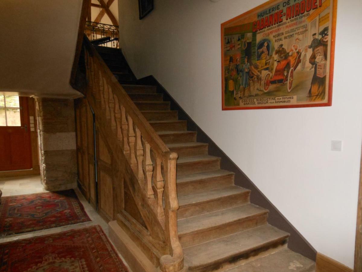 Les Chambres De La Basilique Neuvy-Saint-Sépulchre 외부 사진