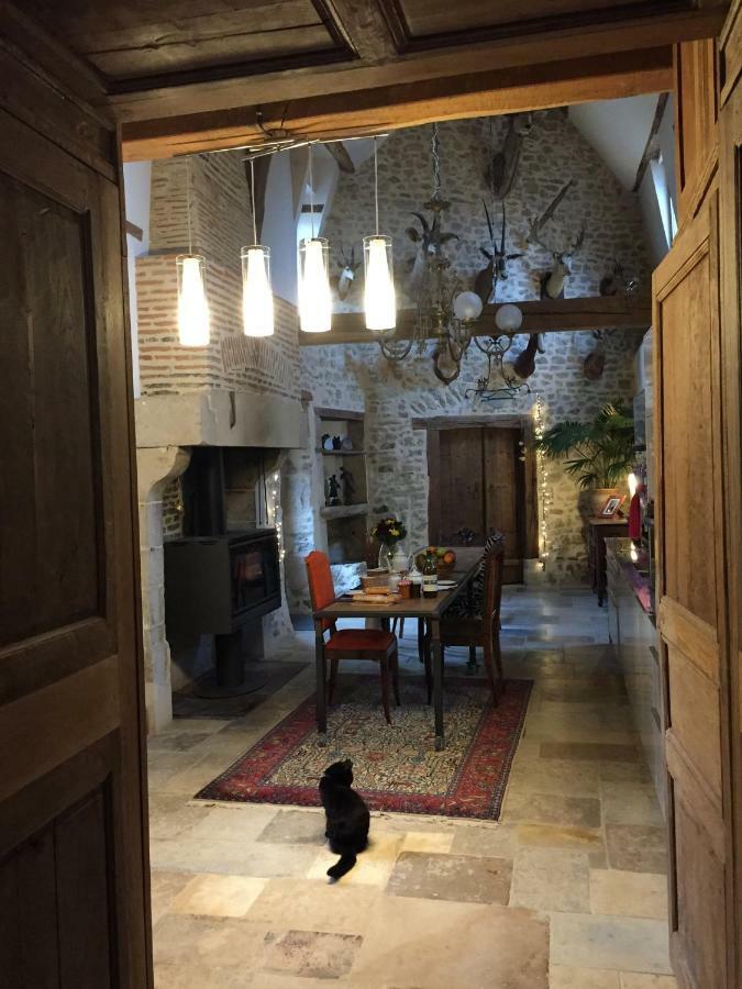 Les Chambres De La Basilique Neuvy-Saint-Sépulchre 외부 사진